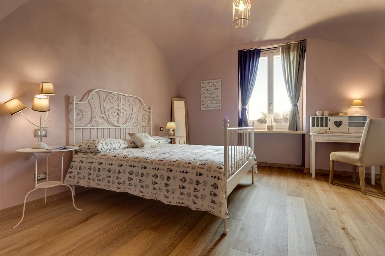 Podere Demetra โนวีลิกูเร ภายนอก รูปภาพ